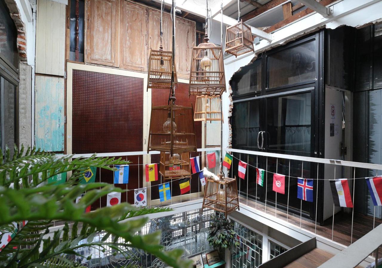 Nivas Siam Hostel Банкок Екстериор снимка