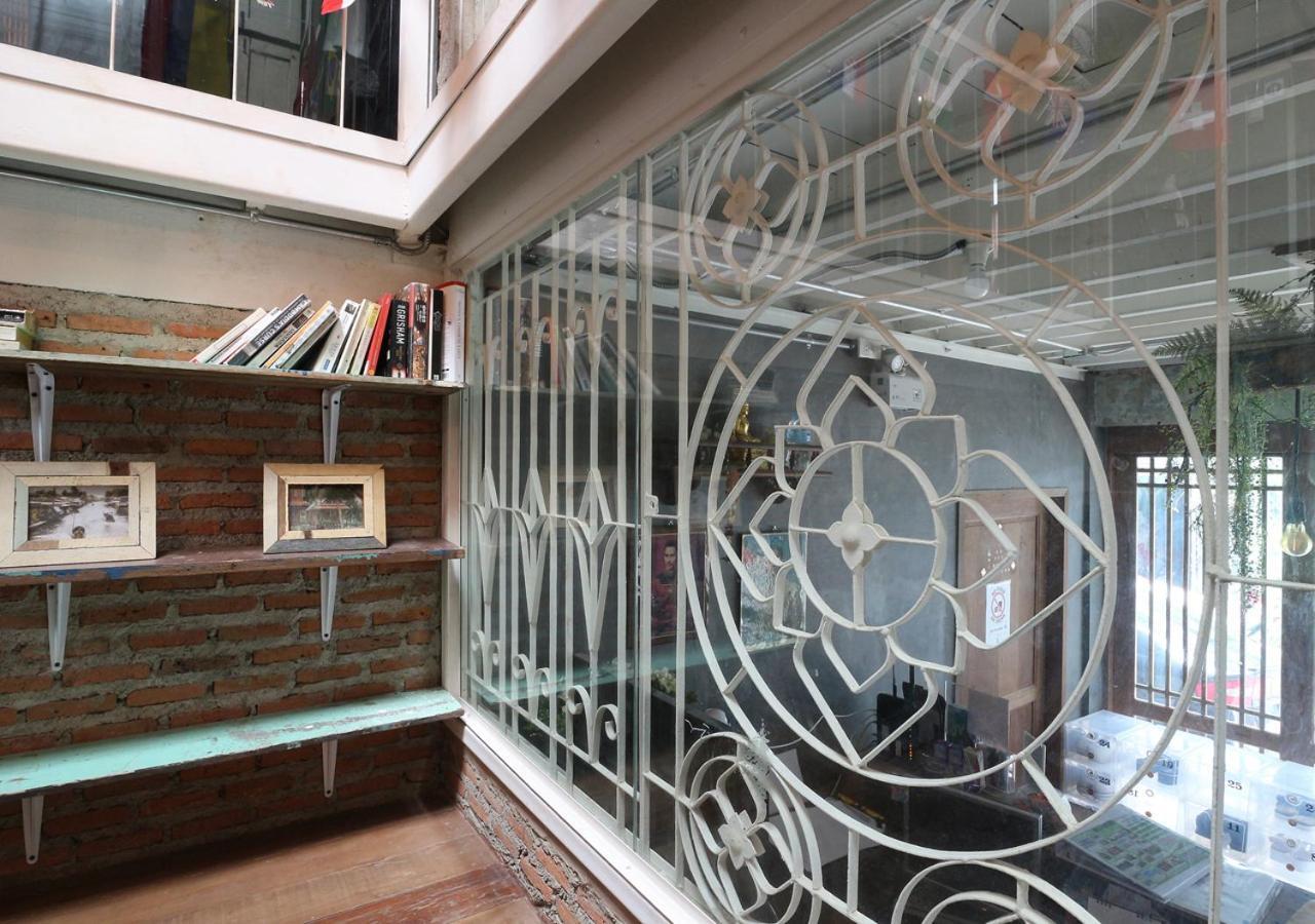 Nivas Siam Hostel Банкок Екстериор снимка